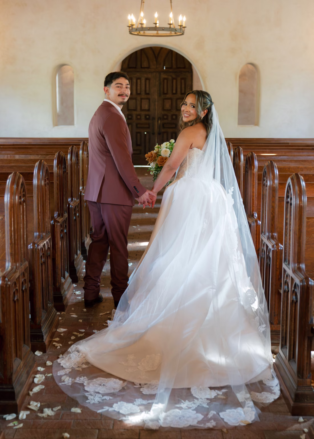 Lost-Mission-Texas-Hill-Country-Wedding-61