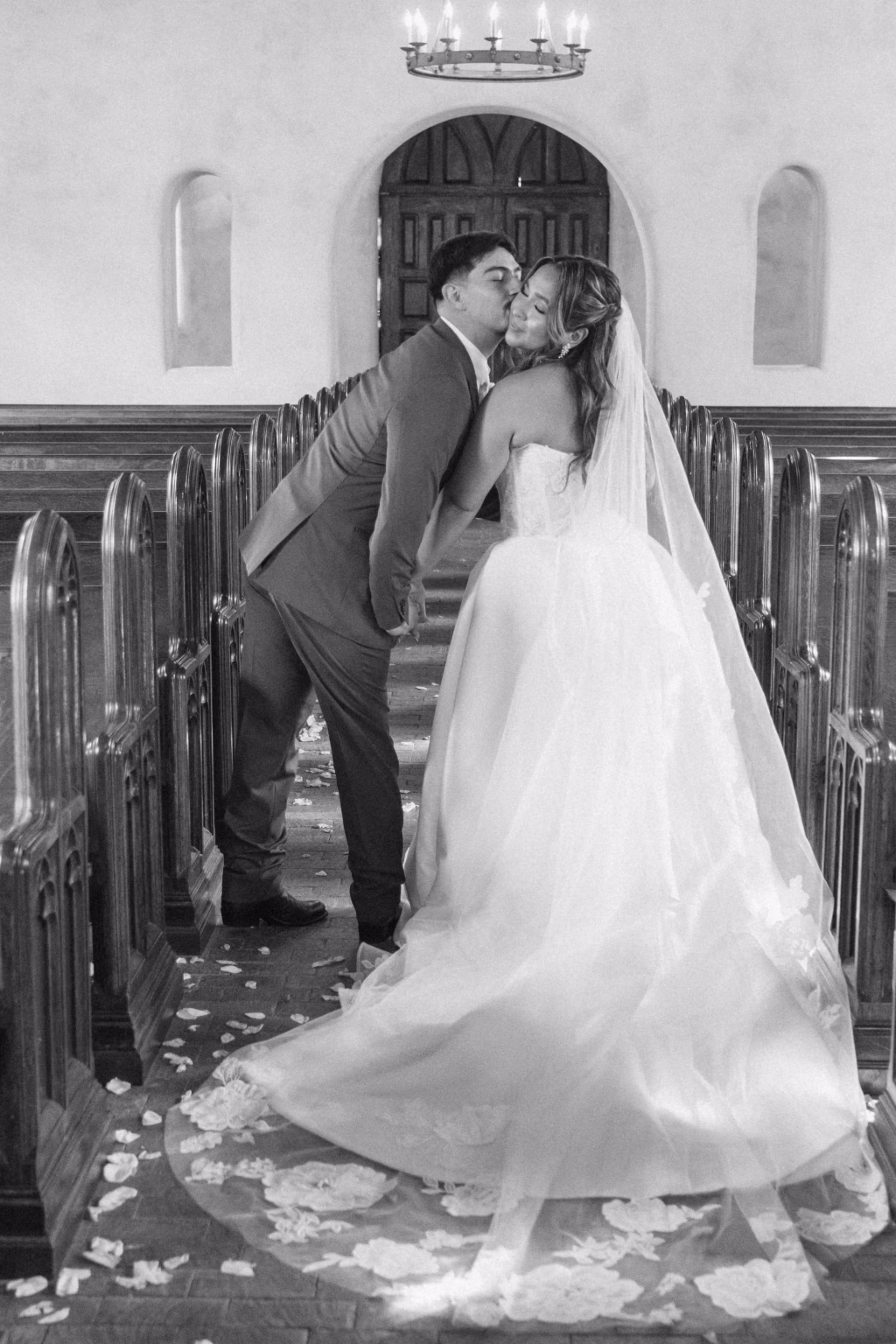 Lost-Mission-Texas-Hill-Country-Wedding-62